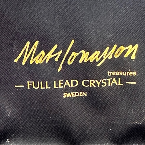 Mats Jonasson Sweden Tiger Cub Crystal Paperweight - Picture 10 of 11